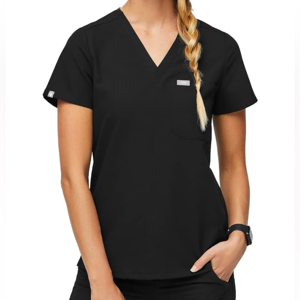 Figs Womens 1 Pocket Catarina Scrub Top in Black Size Large